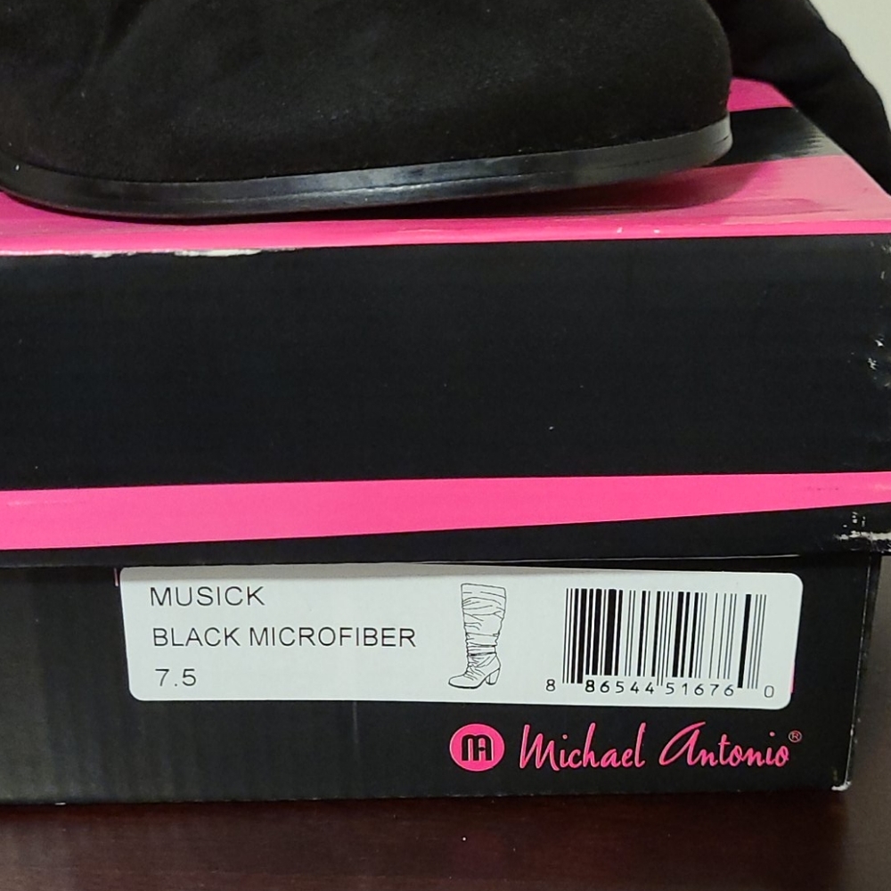 Boots - Picture 5 of 5